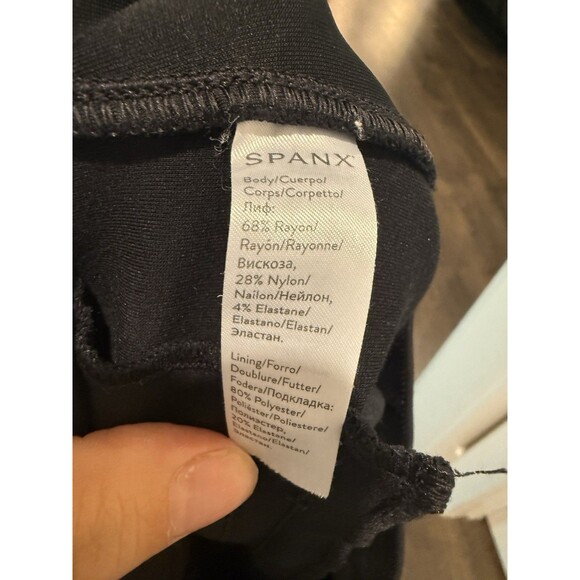 Spanx Women's Size M The Perfect Pant Skinny Ankle Ponte Black Work Versatile - Picture 5 of 5